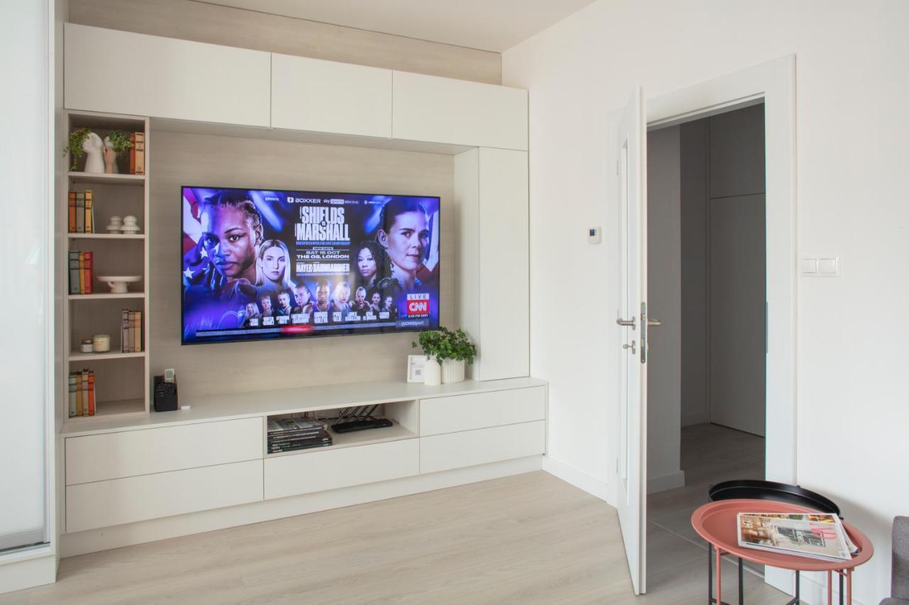 Light Room By Zoom Apartments Μπρατισλάβα Εξωτερικό φωτογραφία